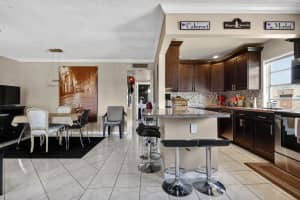 48 Burgundy Avenue, Delray Beach, FL 33484 - MLS#B26008551