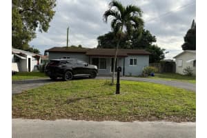 6720 Park Street, Hollywood, FL 33024 - MLS#B26008566