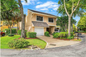 5664 Santiago Circle, Boca Raton, FL 33433 - MLS#B26008588