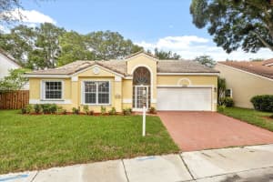 1033 Siena Oaks Cir Circle, Palm Beach Gardens, FL 33410 - MLS#B26008660