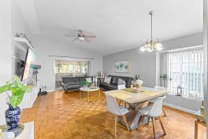 5710 Dewberry Way, West Palm Beach, FL 33415 - MLS#B26008707