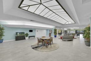 10434 Sunrise Lakes Boulevard, Sunrise, FL 33322 - MLS#B26008708