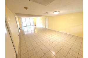 901 Cypress Terrace, Pompano Beach, FL 33069 - MLS#B26008711