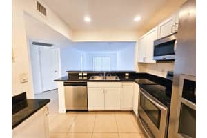 8051 Colony Cir Circle, Tamarac, FL 33321 - MLS#B26008721