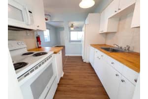 2226 Arthur Street, Hollywood, FL 33020 - MLS#B26008739