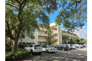 2301 Lucaya Lane, Coconut Creek, FL 33066 - MLS#B26008746