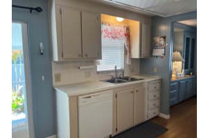 304 Mockingbird Avenue, Fort Pierce, FL 34982 - MLS#B26008768