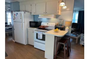 304 Mockingbird Avenue, Fort Pierce, FL 34982 - MLS#B26008768