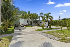 3230 Roosevelt Street, Hollywood, FL 33021 - MLS#B26008797