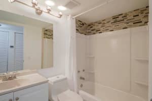 661 Waterside Drive, Hypoluxo, FL 33462 - MLS#B26008867