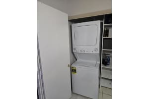 12 Crossings Circle, Boynton Beach, FL 33435 - MLS#B26008891