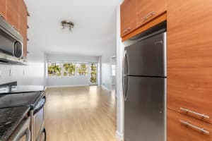 3250 28th Street, Fort Lauderdale, FL 33308 - MLS#B26008895