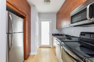 3250 28th Street, Fort Lauderdale, FL 33308 - MLS#B26008895