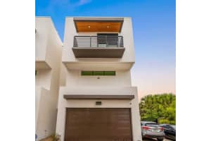 1058 Victoria Park Road, Fort Lauderdale, FL 33304 - MLS#B26008909