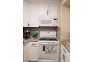 5861 16th Place, Sunrise, FL 33313 - MLS#B26008913