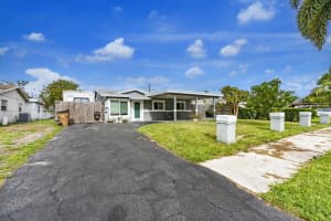 607 1st Terrace, Deerfield Beach, FL 33441 - MLS#B26008961