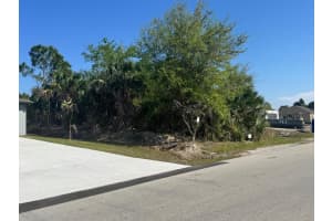 1995 Olympia Ave Avenue, Palm Bay, FL 32908 - MLS#B26008990