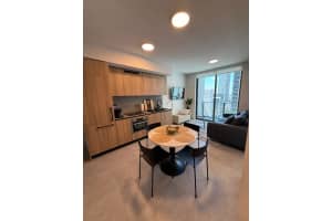 121 5th Street, Miami, FL 33132 - MLS#B26008995