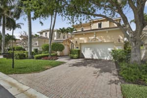 142 Viera Drive, Palm Beach Gardens, FL 33418 - MLS#B26009092