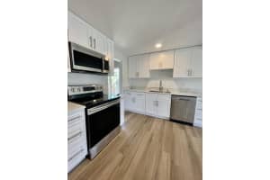 7150 46th Court, Lauderhill, FL 33319 - MLS#B26009113