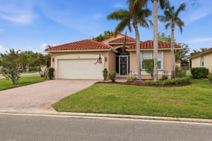 348 Toscane Trail, Port Saint Lucie, FL 34986 - MLS#B26009136
