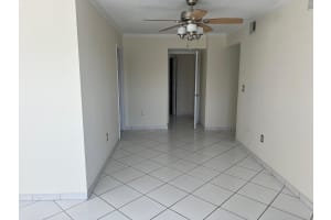 2600 Collins Avenue, Miami Beach, FL 33140 - MLS#B26009142