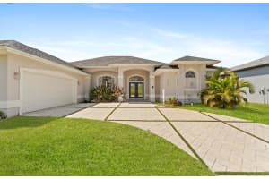 8090 Arlewood Circle, Port Charlotte, FL 33981 - MLS#B26009171