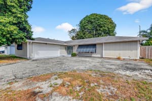 320 Riverdale Road, Palm Springs, FL 33461 - MLS#B26009189