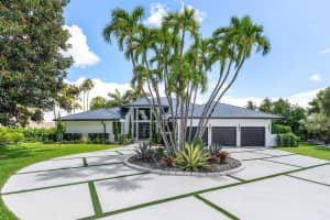 4825 Bocaire Boulevard, Boca Raton, FL 33487 - MLS#B26009192