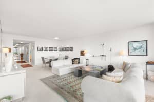 545 Oaks Lane, Pompano Beach, FL 33069 - MLS#B26009229