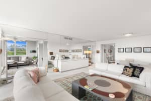 545 Oaks Lane, Pompano Beach, FL 33069 - MLS#B26009229