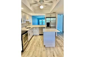 1030 Us Highway 1 Apt 302, North Palm Beach, Fl 33408, North Palm Beach