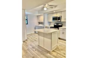 1030 Us Highway 1 Apt 302, North Palm Beach, FL 33408, North Palm Beach, FL 33408 - MLS#B26009233