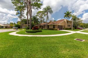 1123 Northumberland Court, Wellington, FL 33414 - MLS#B26009289