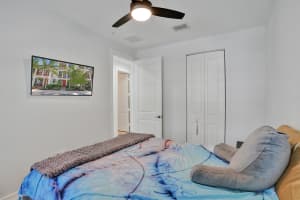 11621 13th Court, Pembroke Pines, FL 33025 - MLS#B26009318