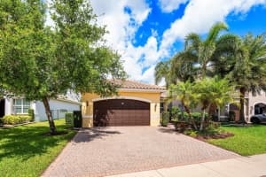 8136 Pinnacle Pass Way, Boynton Beach, FL 33473 - MLS#B26009332