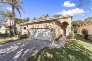 5627 Sunberry Circle, Fort Pierce, FL 34951 - MLS#B26009335