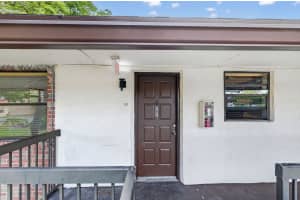6001 Shakerwood Circle, Tamarac, FL 33319 - MLS#B26009368