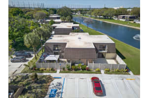 7811 78th Way, West Palm Beach, FL 33407 - MLS#B26009373