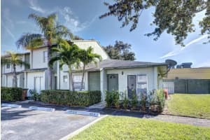 858 Crystal Lake Drive, Deerfield Beach, Fl 33064, Deerfield Beach
