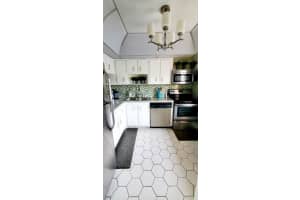 1010 Country Club Drive, Margate, FL 33063 - MLS#B26009433