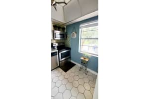 1010 Country Club Drive, Margate, FL 33063 - MLS#B26009433