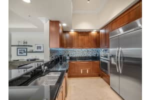 701 Olive Avenue, West Palm Beach, FL 33401 - MLS#B26009434