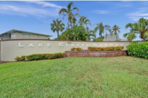 2812 S Garden Dr S 304, Lake Worth, FL 33461, Lake Worth, FL 33461 - MLS#B26009437