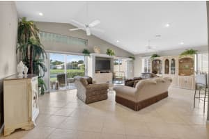 6838 Castlemaine Avenue, Boynton Beach, FL 33437 - MLS#B26009439