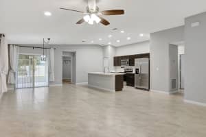 577 Floresta Drive, Port Saint Lucie, FL 34983 - MLS#B26009460