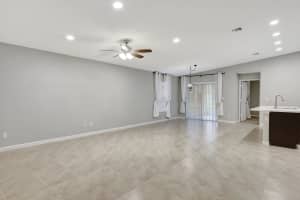 577 Floresta Drive, Port Saint Lucie, FL 34983 - MLS#B26009460