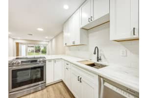 13735 Flora Place, Delray Beach, FL 33484 - MLS#B26009477