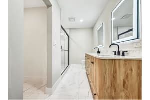 13735 Flora Place, Delray Beach, FL 33484 - MLS#B26009477