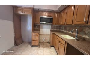 2801 Somerset Drive, Lauderdale Lakes, FL 33311 - MLS#B26009496